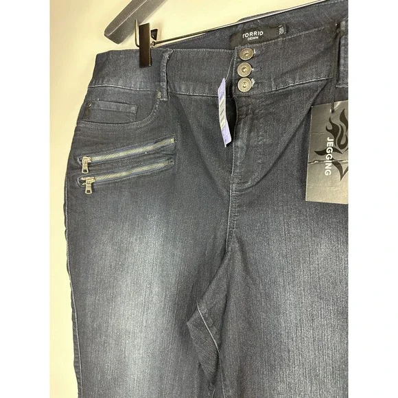 NWT Torrid Jegging Moto Multi Zip Stretch Dark Wash Jeans Women's Plus Size 26 - Picture 7 of 11